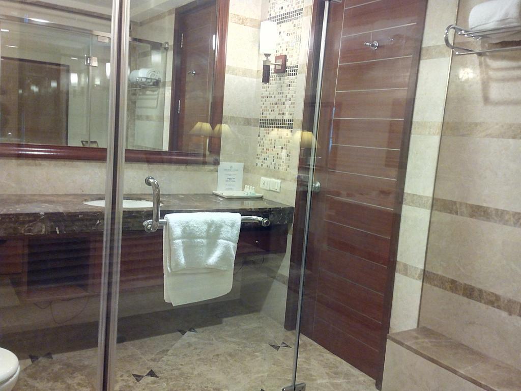 فندق The Ocean Pearl Retreat نيودلهي الغرفة الصورة